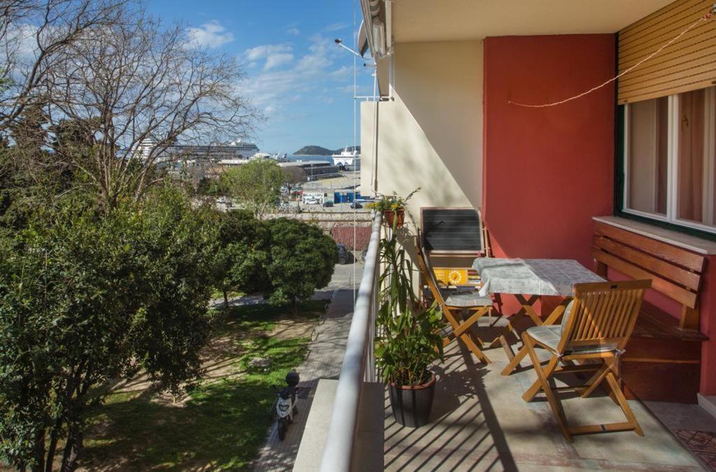 Apartments Orsula Split Eksteriør billede